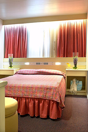 "mts BLUE MONARCH"   Room